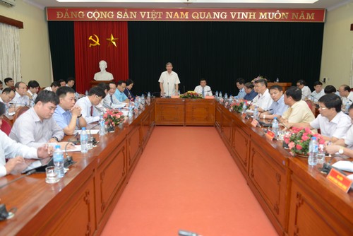 Динь Тхэ Хуинь провёл рабочую встречу с руководством Государственной политической академии - ảnh 1